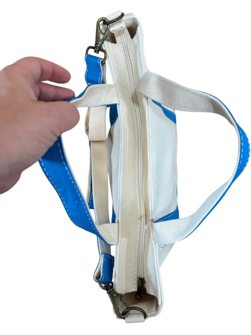 L.L. Bean Boat and Tote Crossbody Pool Blue Straps Exclusive Limited - Picture 3 of 5